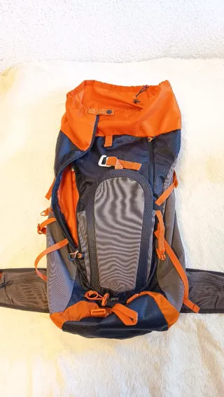 Mochila Quechua Forclaz Air+ 40L Senderismo