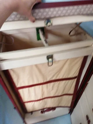 Baúl ropero Salvador Bachiller