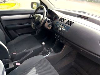 Suzuki Swift 2009 ¡¡¡ MUY BUEN ESTADO, POCOS KMS!!