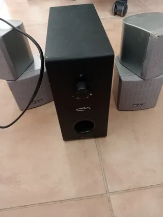 Altavoces NGS 2.1 Negro y Gris
