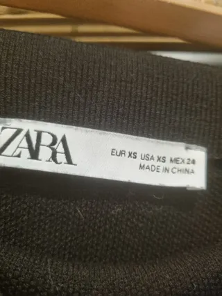 Falda de punto negra