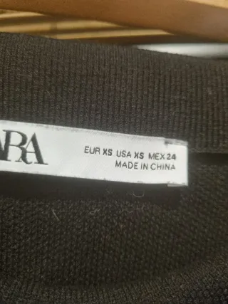 Falda de punto negra