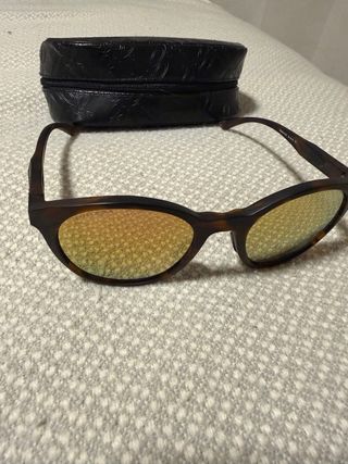 Gafas de sol Oakley marrones