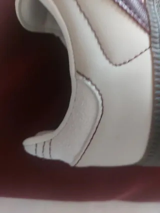 Adidas Samba Beige y Burdeos Talla 42