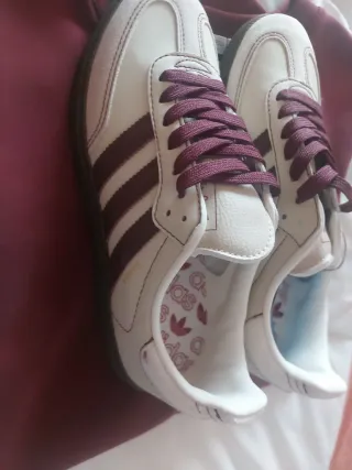 Adidas Samba Beige y Burdeos Talla 42