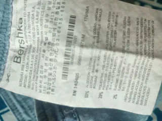 Top vaquero Bershka con cremallera
