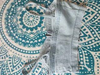 Top vaquero Bershka con cremallera