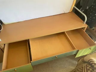 Cama nido con cajones de madera y cama baja