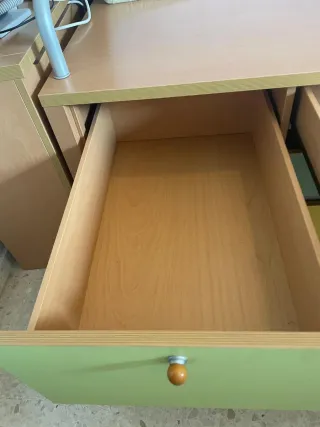 Cama nido con cajones de madera y cama baja