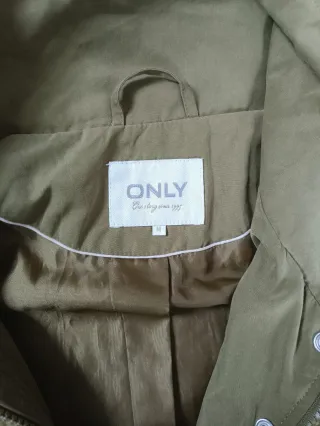 Parka con capucha verde