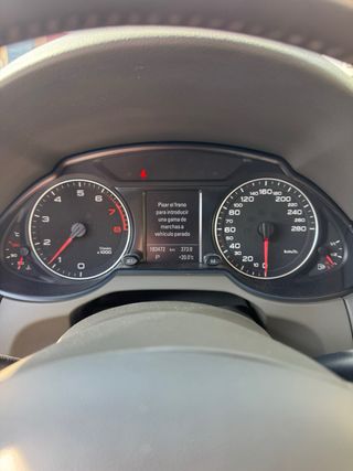 Audi Q5 2.0 TFSI 211cv quattro S tronic 2010 ROJO