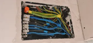 Electricidad, fontanería y mantenimiento