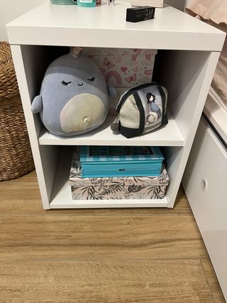 Mesita 3 cajones estrella + baldas