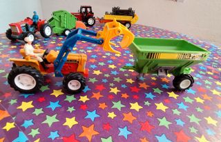 Tractor de juguete