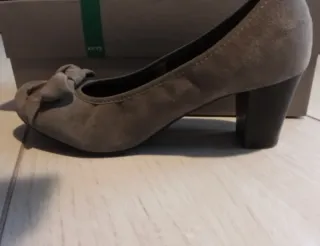 Scarpe Keys donna color tortora con fiocco