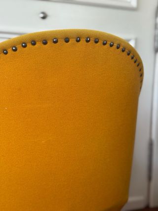 Butaca vintage retro mostaza años 70