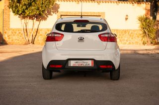 Kia Rio 1.2 CVVT 84CV Concept