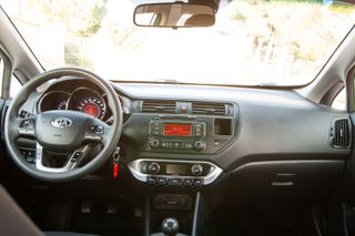 Kia Rio 1.2 CVVT 84CV Concept