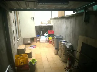 Restaurante con 2 casas