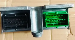 Centralita Airbag Opel Zafira B / CF 13 288 173