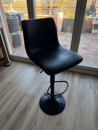 Taburete alto regulable negro