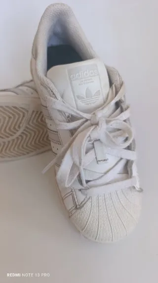 Zapatillas Adidas Superstar Blancas talla 31.5
