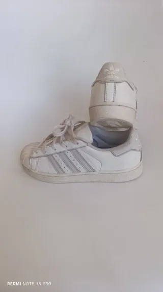 Zapatillas Adidas Superstar Blancas talla 31.5