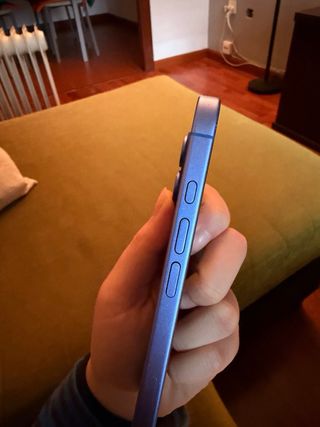 iPhone 16 128GB Azul