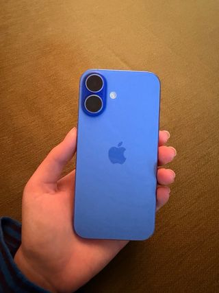 iPhone 16 128GB Azul