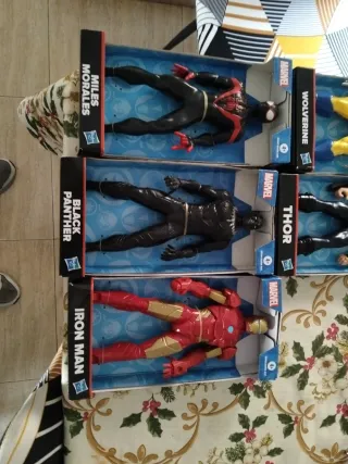Figuras Marvel Miles Morales, Black Panther, Thor,