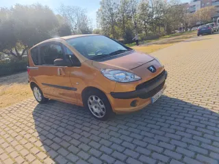 Peugeot 1007 2006