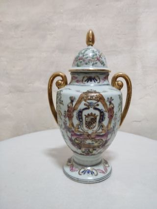 Jarrón de porcelana Adele Carey, sin envío