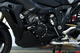 BMW S 1000 XR TRIPLE BLACK