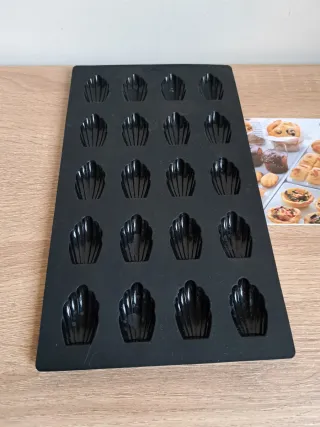 Molde mini madalenas conchas Lékué