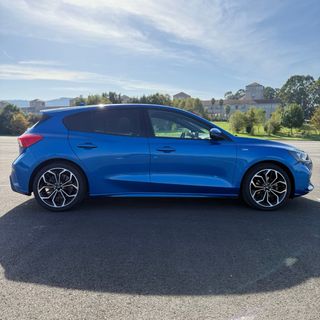 Ford Focus ST Line - Solo 24.000km
