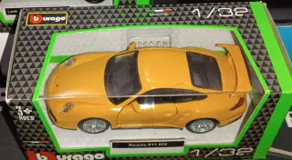 Burago Porsche 911 GT2 1:32