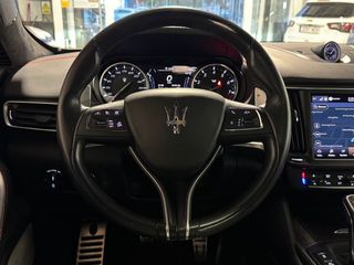 Maserati Levante TROFEO V8 3.8 TWIN-TURBO.- " 4X4 ".- " IMPECABLE ".- " MUY EQUIPADO ".- " GARANTÍA OFICIAL MASERATI ".-