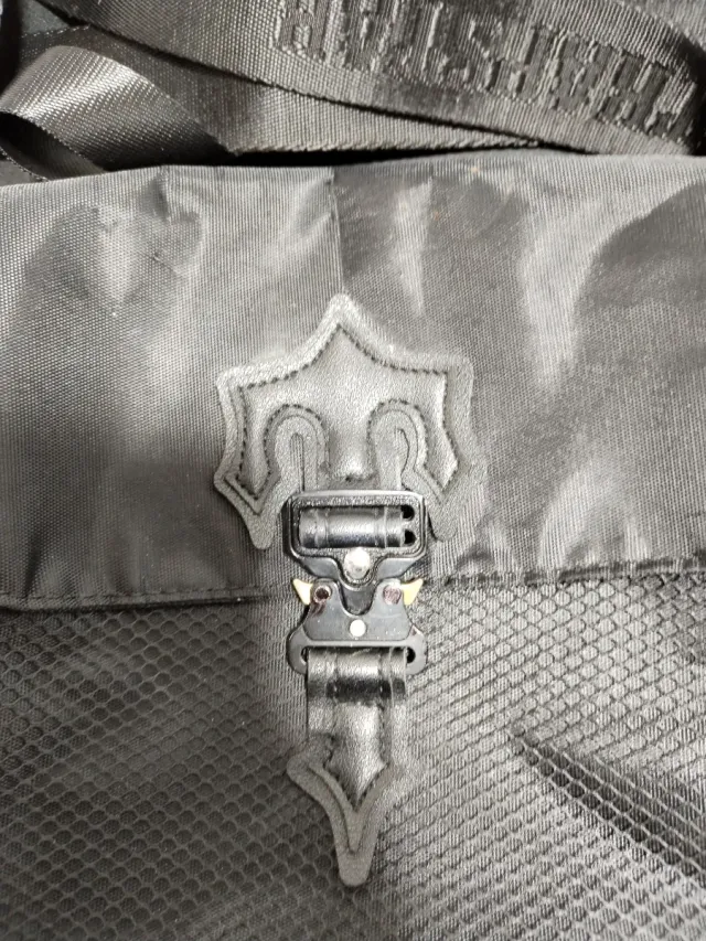 Riñonera Trapstar Negra