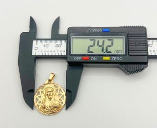 Medalla Oro 18k Sagrado Corazón 4.88 gr