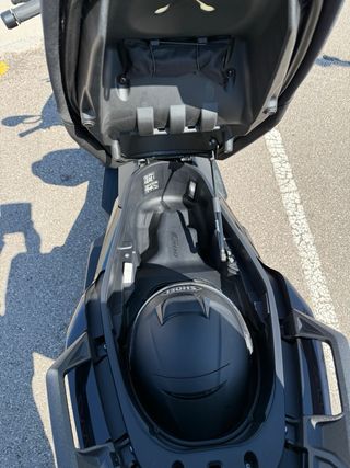 BMW C400 GT Negra 1650Km (Precio nueva 11.633€)