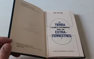 Libro "La tierra ¿planeta experimental?