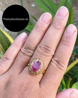 Anillo Vintage Rubí y Diamantes Talla Rosa