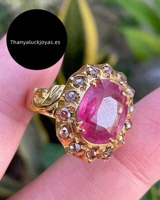 Anillo Vintage Rubí y Diamantes Talla Rosa