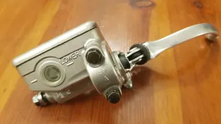 Bomba Freno Delantera Honda VFR 750 F