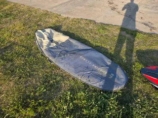 Tabla de windsurf Servene FOX 120l con funda