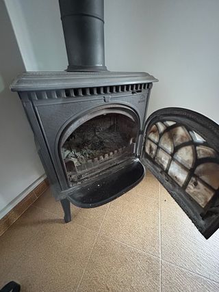 Estufa Jotul F3 Negra