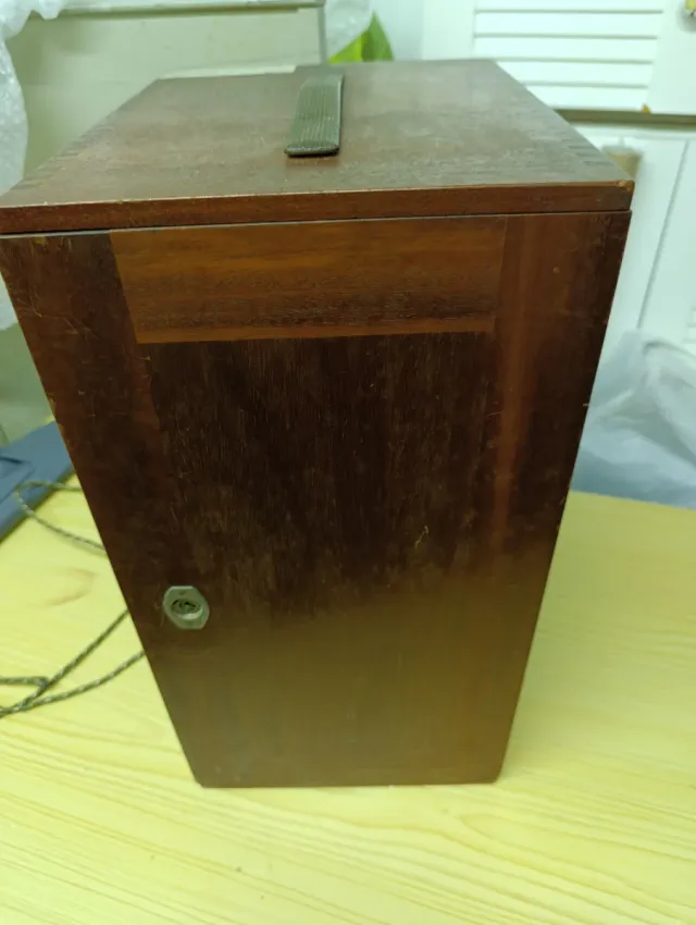 Microscopio Leica Binocular con caja