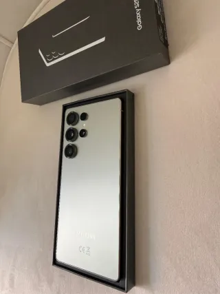 Samsung S25 Ultra - colore ESCLUSIVO Garanzia 2027