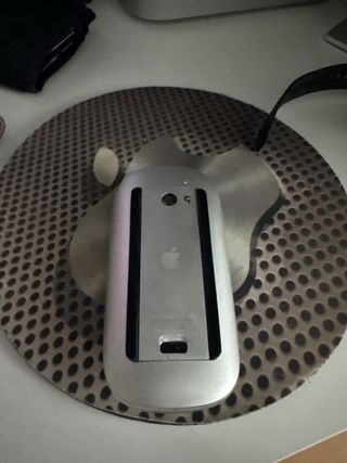 Mac mini mediados 2011 con raton magic mouse