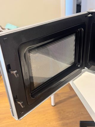 Microondas Ikohs con accesorio